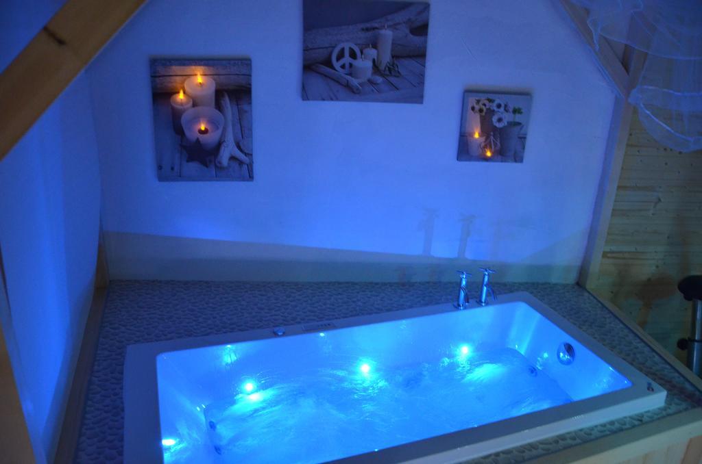 Relais Mont Jura Adults Only Bed & Breakfast Lelex Luaran gambar